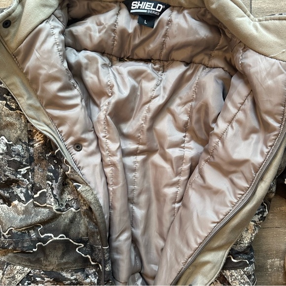 Youth Camouflage Insulated Hunting Snow Suit – Size L Shield Series - Picture 2 of 3